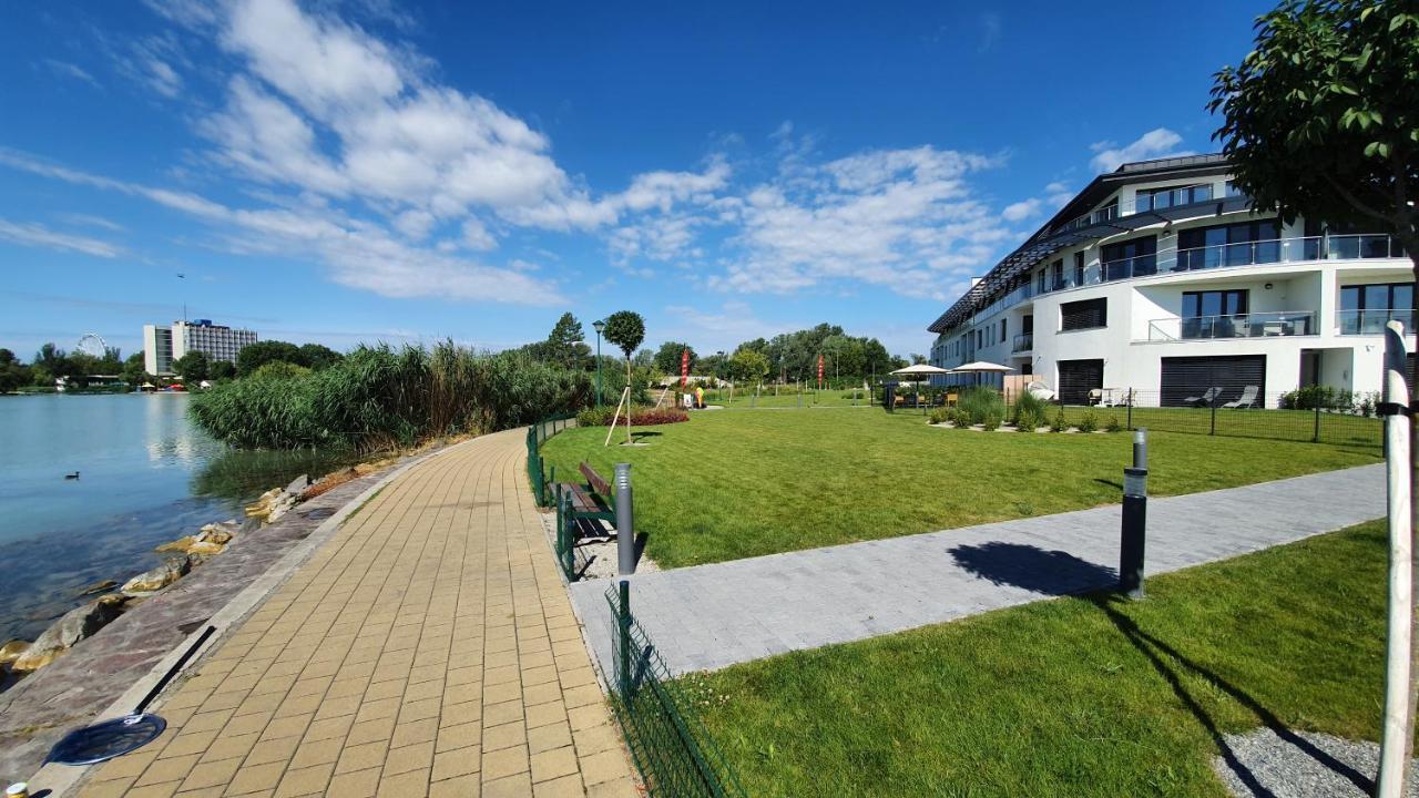 Kékvitorla Apartman Keszthely Esterno foto