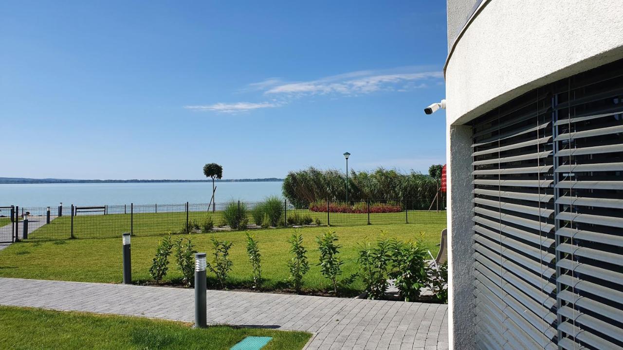 Kékvitorla Apartman Keszthely Esterno foto