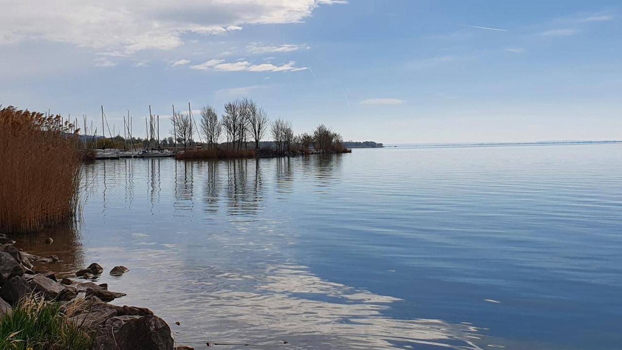 Kékvitorla Apartman Keszthely Esterno foto